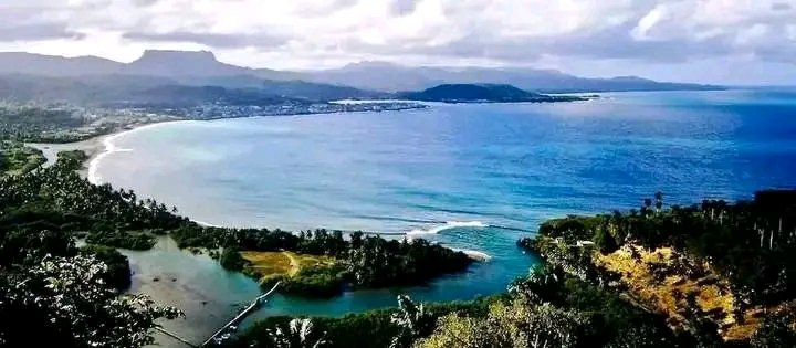 yoeaberob1's tweet photo. Este 15 de agosto, la Primera Villa de #Cuba, Baracoa, celebra el aniversario 515 de su fundación. La Ciudad Primada, con su invaluable patrimonio histórico, cultural y natural, arriba a esta fecha como símbolo de identidad y orgullo.
#Baracoa515 https://t.co/FEKt7OiweJ