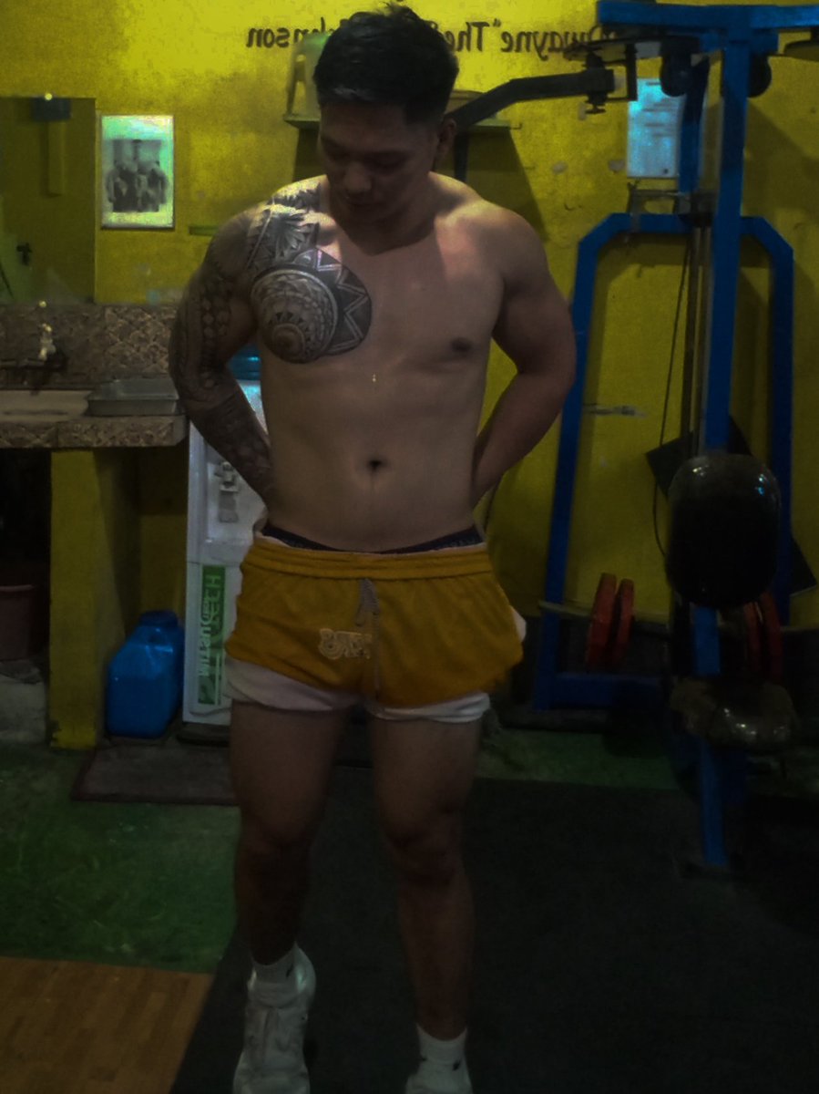CristofHaplos's tweet photo. Kng nag Hahanap k Ng legit masahe  st masarap n massge pm mo ko 
 Pm 
 Anytime available ko 

 Call or txt
09665404887 https://t.co/jdOhwmbdrl