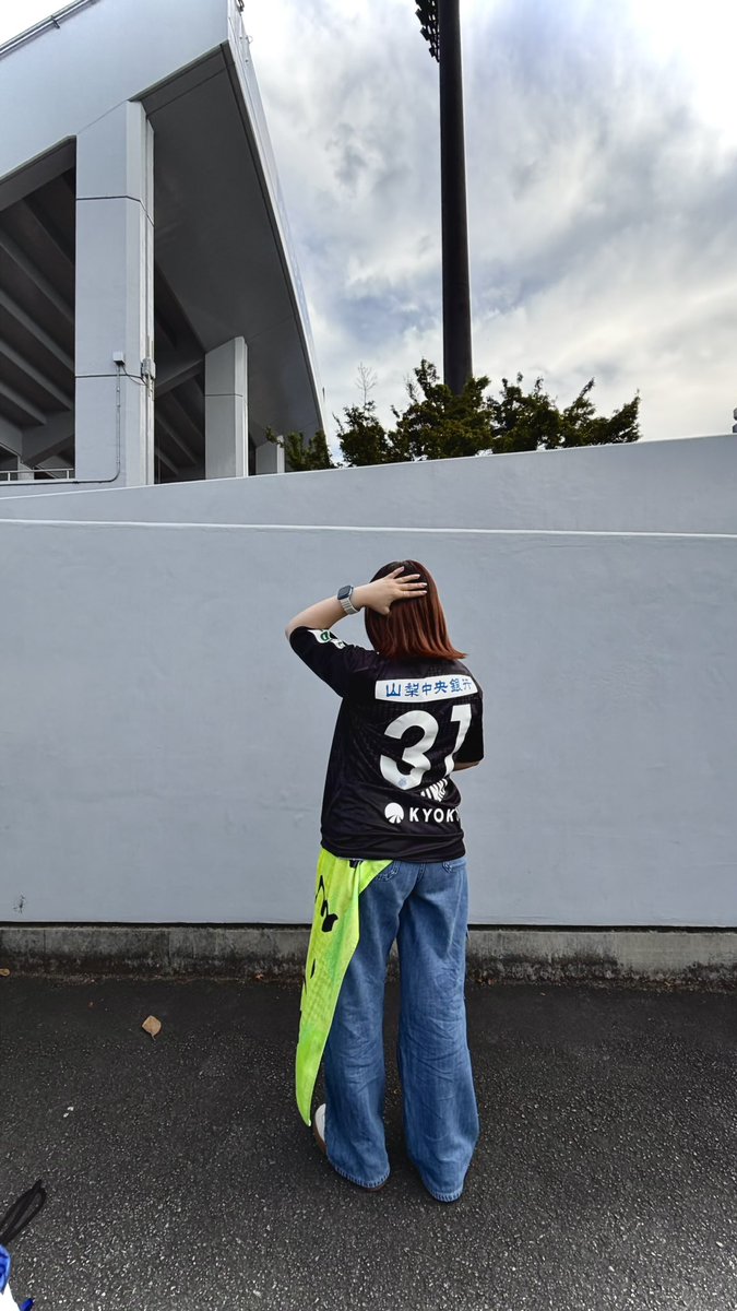 sc_5_a's tweet photo. 21年に渡り初めてのGKユニ~🖤
期待も込めてミンギにしたよ화이팅‼️
今シーズンこの黒ユニで応援するのめちゃめちゃ楽しみ🐶📣 https://t.co/2h7x3eK64o
