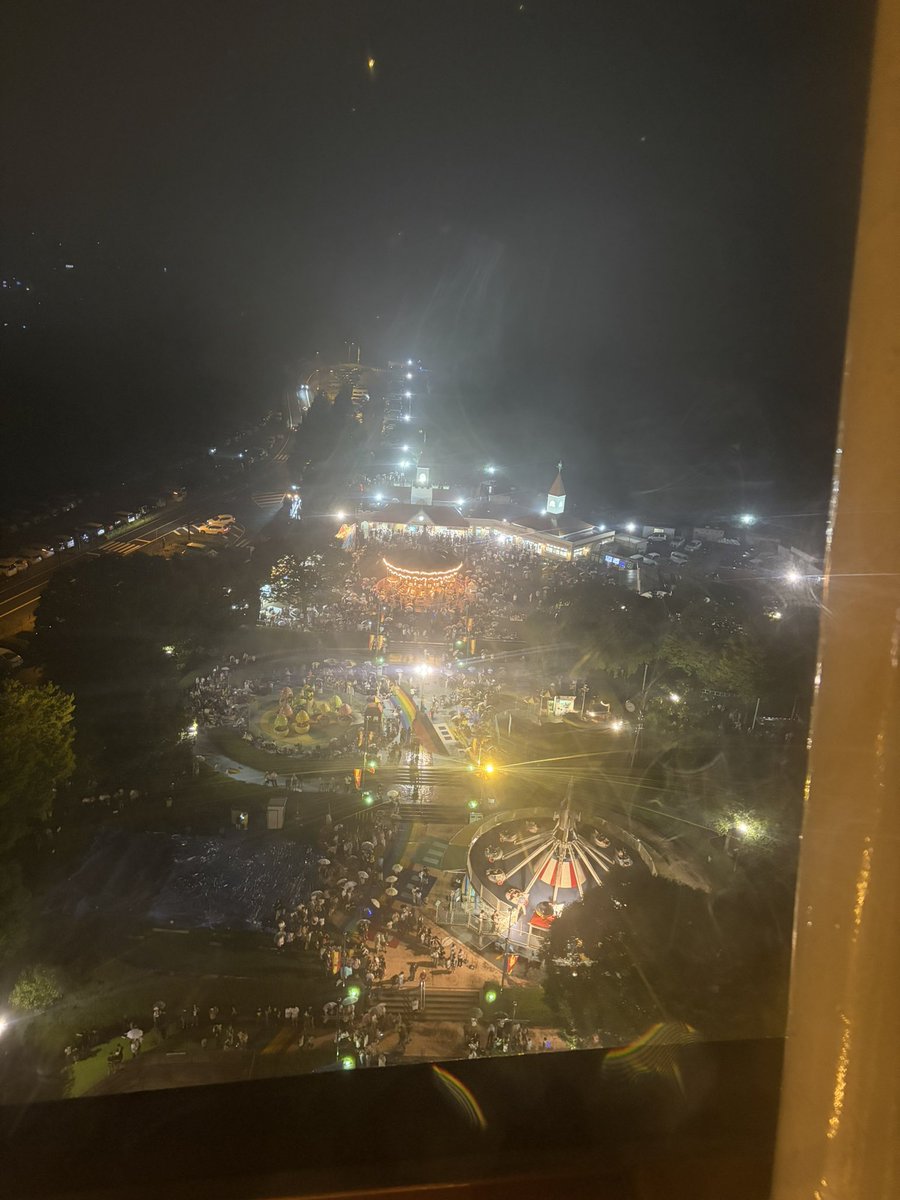 kenty3203's tweet photo. 2026.8.15
渋川スカイランドパークの花火大会
雨の中だったけど、ベストタイミングで観覧車にも乗れて、間近に花火を感じられた
#渋川
#渋川スカイランドパーク花火大会 https://t.co/xx3ciyurJf