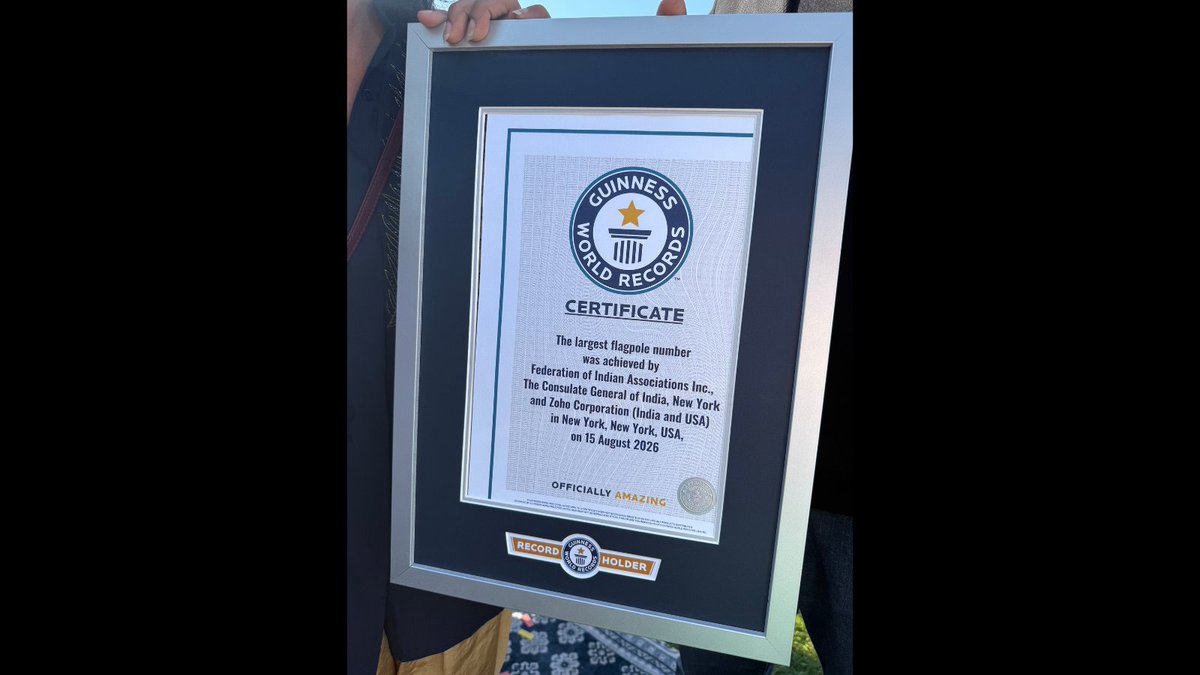 Zoho_USA's tweet photo. In honor of India's 80th #IndependenceDay, @Zoho, @consulate_york &amp; the Federation of Indian Associations set a @GWR record today — the most American &amp; Indian flags ever raised at one location. A symbolic show of unity at a time when the world could use more of it. 🇺🇸🇮🇳 https://t.co/CQrJzjsZTZ