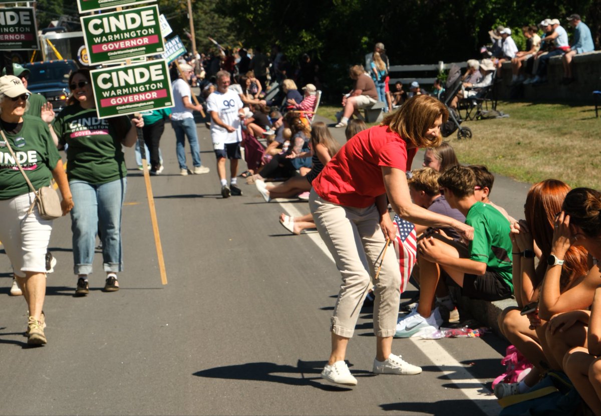 CindeWarmington's tweet photo. Gilford Old Home Day was special. 

I raised my family and built a life here. Nothing made me happier than seeing so many old and new friends in the crowd. 

Thank you to everyone who came out yesterday to celebrate with us! #NHPolitics https://t.co/ABdxuwUkls