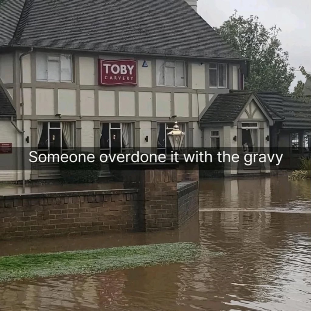 NoContextBrits tweet picture