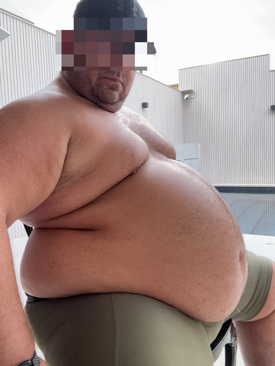 chubbybear79's tweet photo. Obese Sunday…
Make it even fatter on 
https://t.co/810rgOOMr0 https://t.co/TM8YKYaAHG