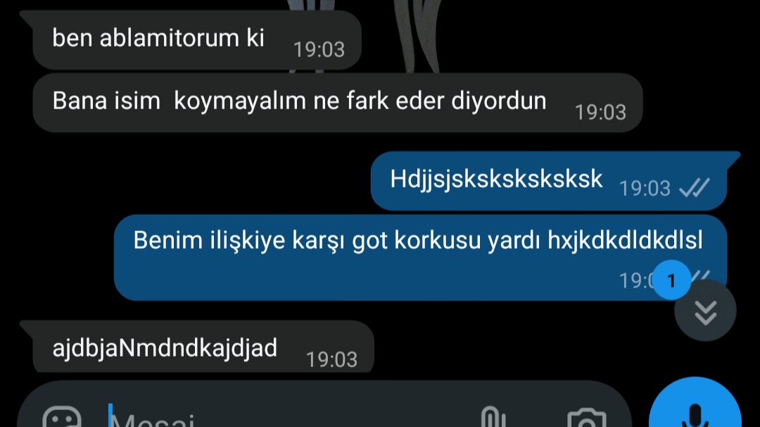 halledriz1's tweet photo. Tivitirda gördüğünüz hiçbir şeye ozenmeyin, olayın perde arkası bu çünkü hjdjskslslslsl https://t.co/k5rL4ciZ6D