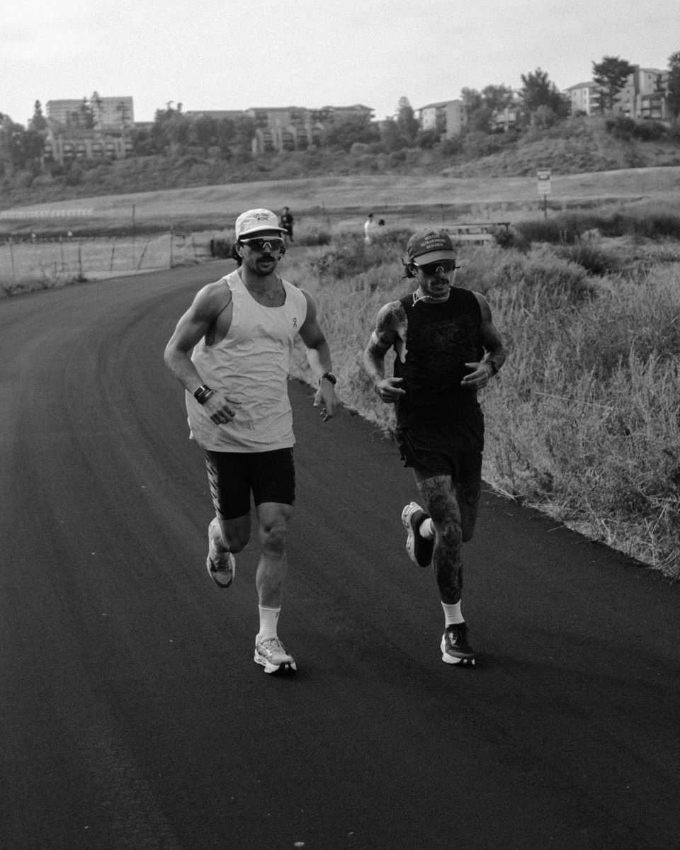 churchill_dan's tweet photo. Suffer training with Max Jolliffe. 

Live on YouTube.

https://t.co/6wGsMhBJO1 https://t.co/mi9hIfdQvX