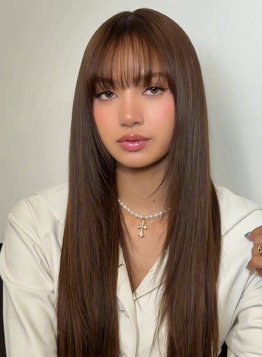 lalaluvlalisa's tweet photo. Suay Mak 🤍 https://t.co/bdInIUms4N