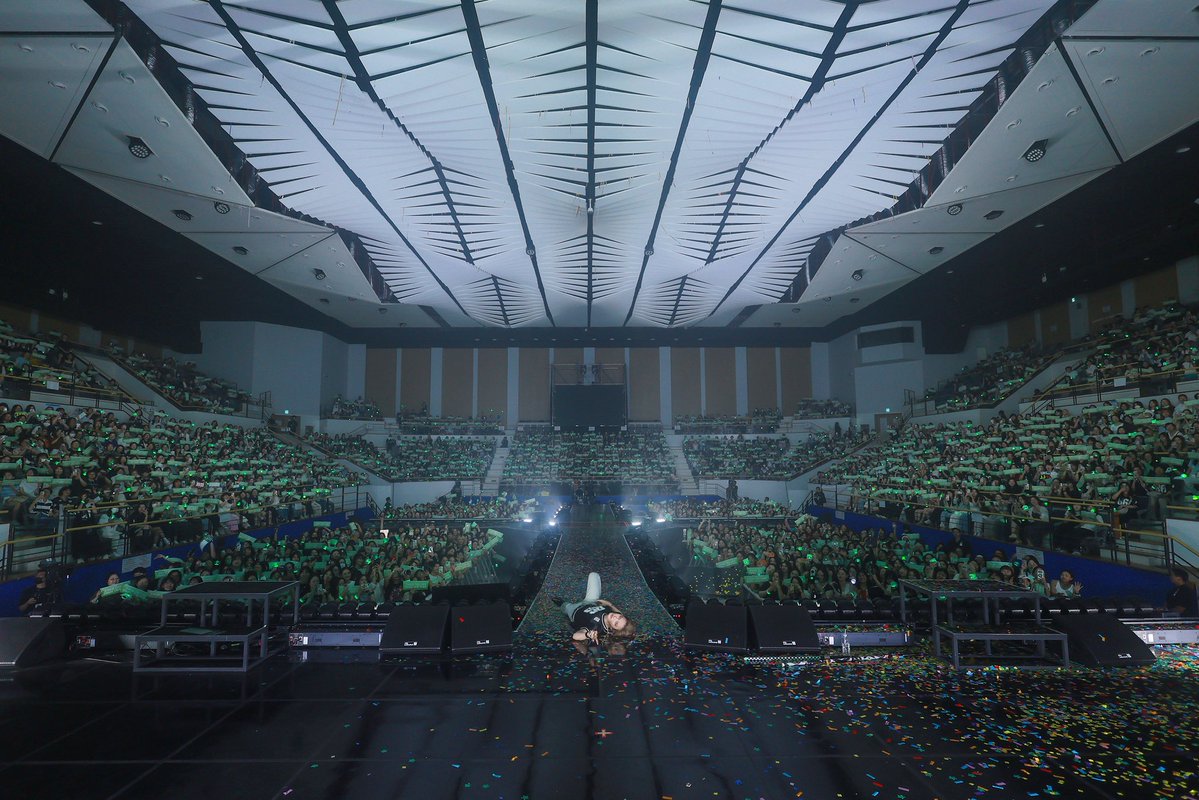 inkodeofficial's tweet photo. 📸[#비하인드컷][#BehindCut]

2026 KIM JAE JOONG CONCERT [THE WAVE] in Seoul
DAY 2

with Babies 💚

#김재중 #재중 #KIMJAEJOONG
#JAEJOONG #ジェジュン #金在中
#THE_WAVE #더웨이브 https://t.co/OmeJhJ2Bfy