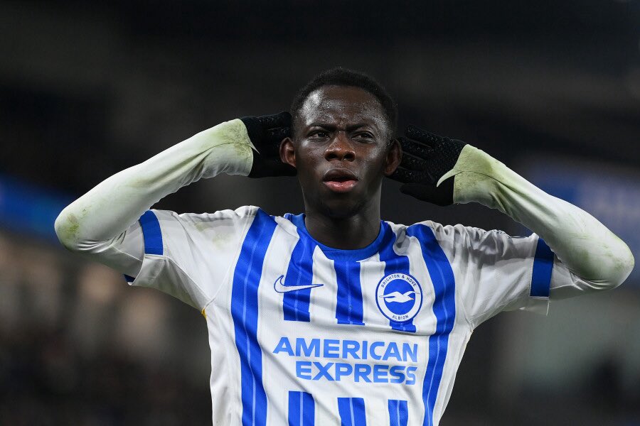 LiverpoolFCBox's tweet photo. (🟢) BREAKING:

Yankuba Minteh to Liverpool; LFC have reactivated talks with Brighton for the Gambian winger. 

Brighton have discussed a new price with Liverpool this morning that looks decent, and the two clubs are now in active talks to secure an agreement.

@foday_manneh_ https://t.co/HfPcKZIzsn