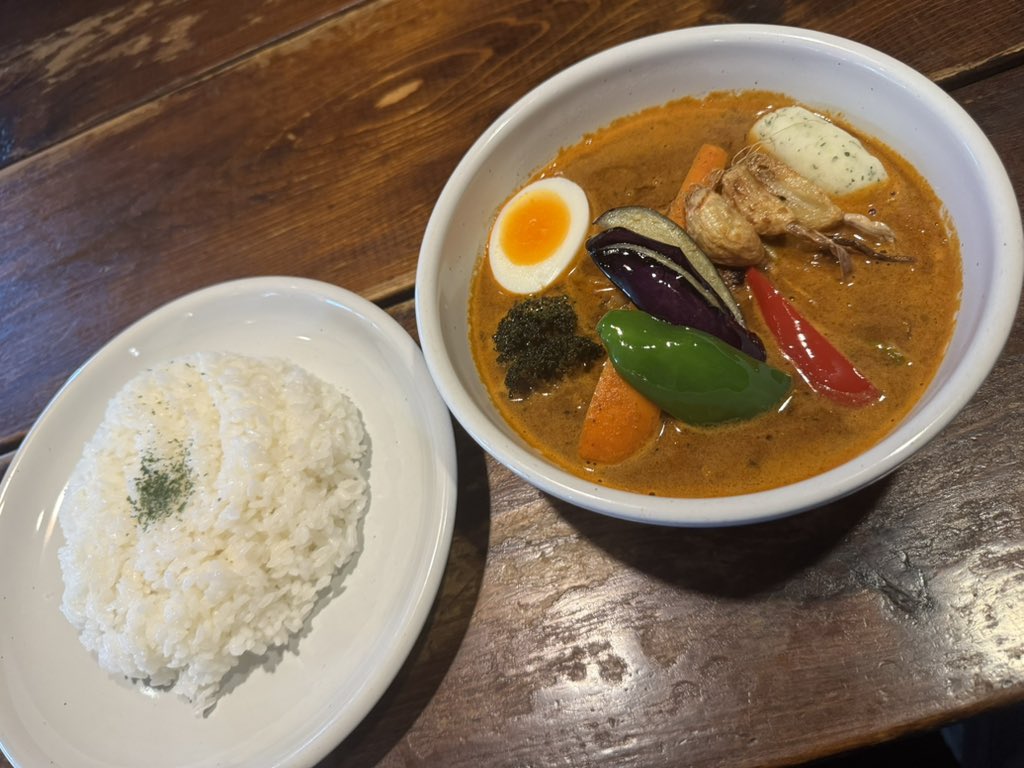 MSLS_1092_TR's tweet photo. 暴食 https://t.co/qnu5jJWcti