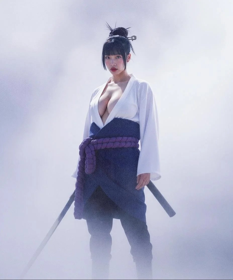 Animeeverse_'s tweet photo. I was scrolling through threads and saw this Sasuke cosplay and man, did she pull it off https://t.co/monJRmpDXU