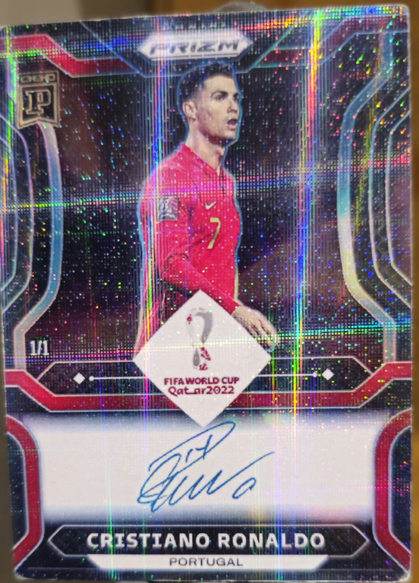 Razles_88's tweet photo. @SportsCardInv How much is this one worth? https://t.co/xEVGHITapI