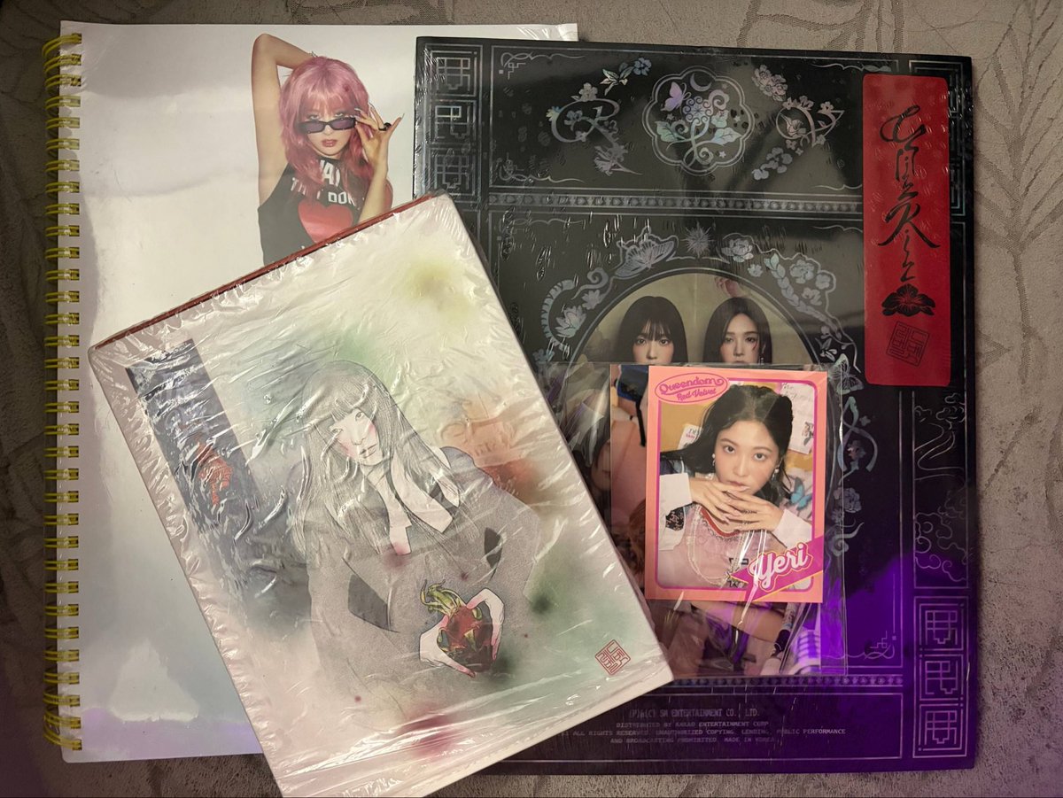 cosmiseul's tweet photo. sometimes i wanna kms then i remember that my rv albums are on the way 😍 https://t.co/0PlmpF2rbd
