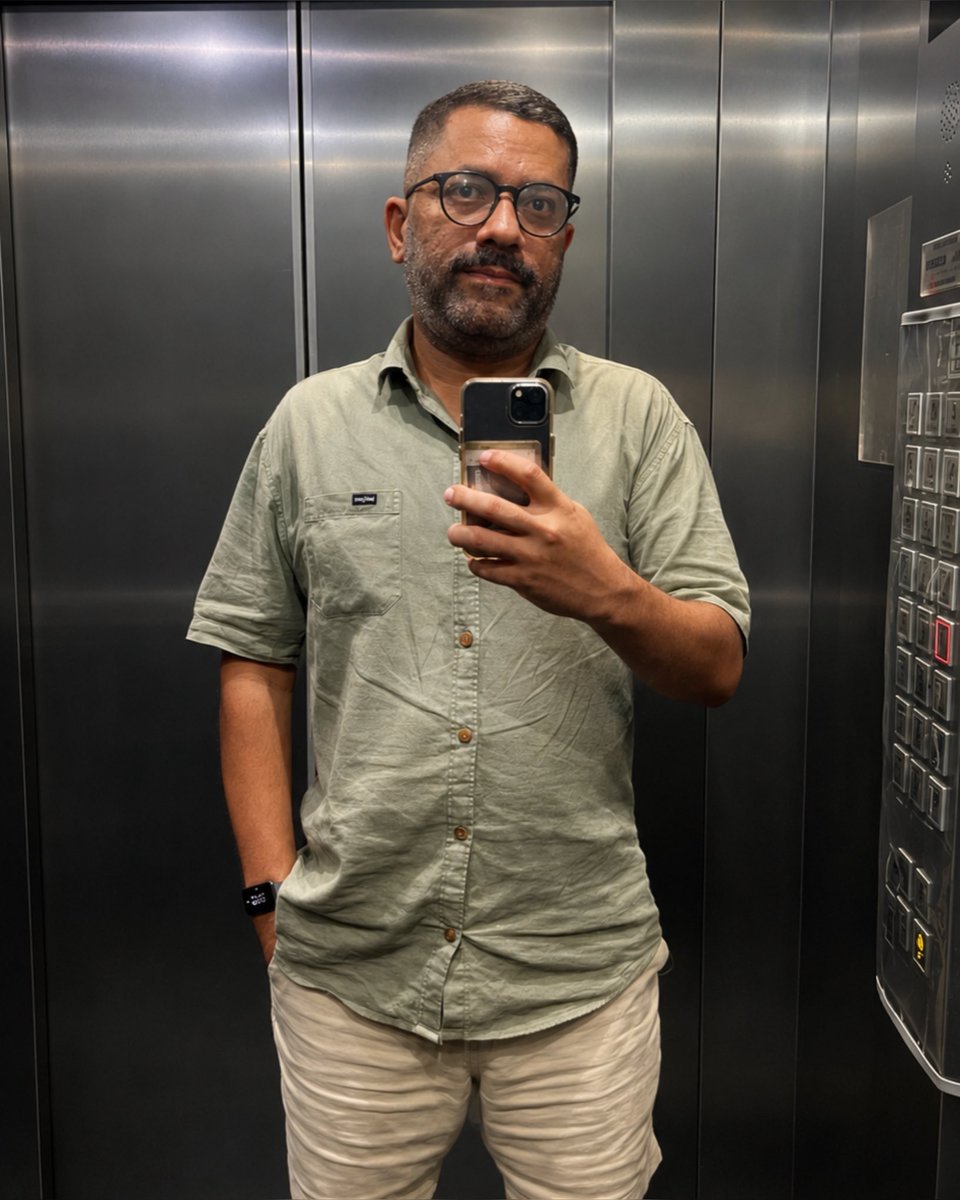 leotertuliano's tweet photo. Sábado! 🌔 https://t.co/o6TnpG21gR