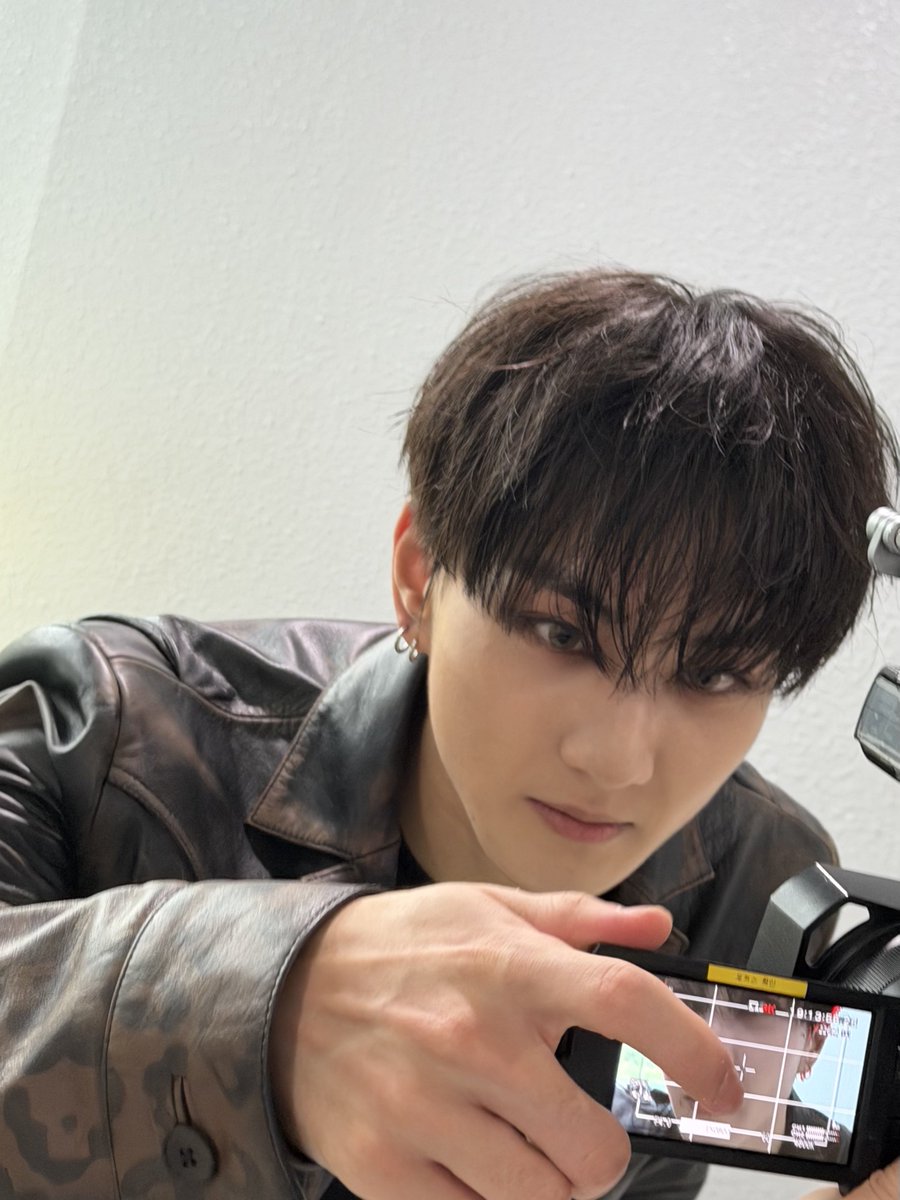 QDCGRFLA's tweet photo. 정원 짱 엔하이픈 짱 ❤️❤️ https://t.co/cL1RsH2zJV