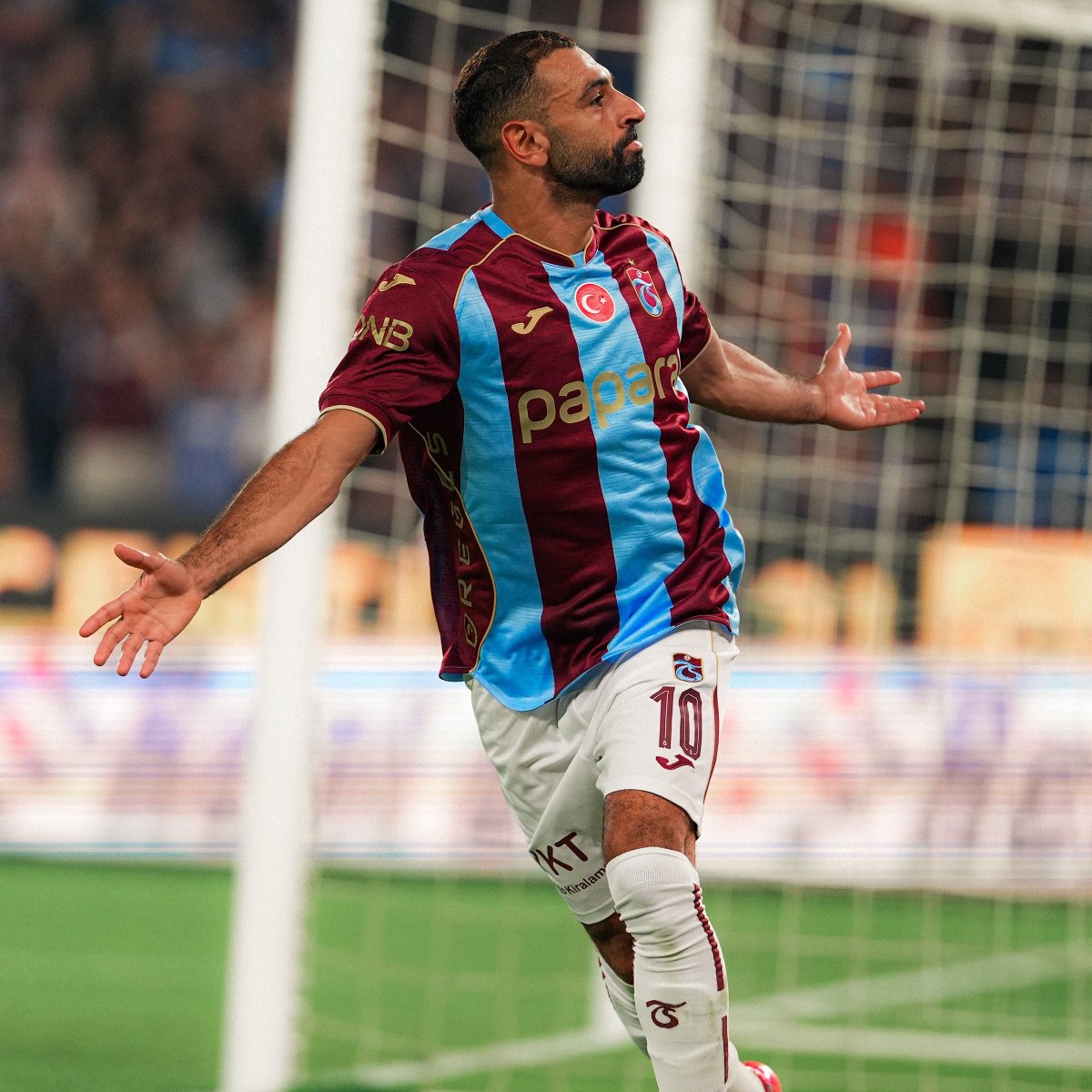 bpthaber's tweet photo. Trabzon'daki Selvi Sokak'ın adı Mohamed Salah Caddesi olacak. (61saat) https://t.co/mRue87dgg2