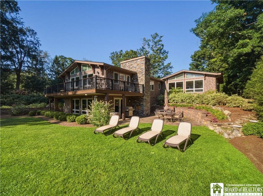 rickjuliaRE's tweet photo. 320 Lakeside Drive
Richard &amp; Julia McMahon
Associate Brokers &amp; Partners Real Estate Advantage https://t.co/quK0FsDMZX