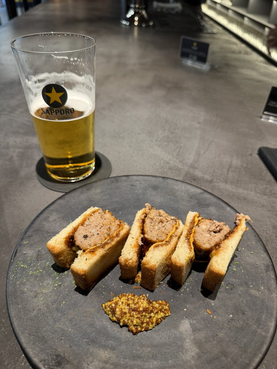 RizloveK2's tweet photo. 🍻 https://t.co/6l9Zs8Fh05