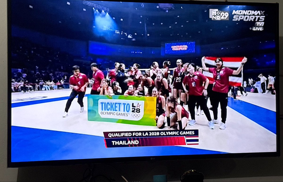 qtmb1a's tweet photo. ตั๋วโอลิมปิค 😭😭😭😭 #วอลเลย์บอลหญิง https://t.co/M2xC1EtAv7