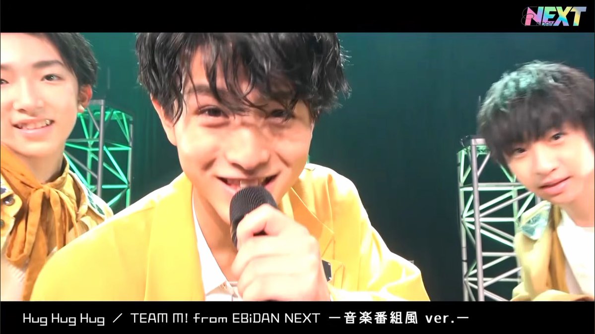 dozi__05's tweet photo. hug hug hugの何が良かったかって、当時は年齢的にかわいいに振り切れずどこか大人びた表情をしてたハルが、超特急に入ってから荒波に揉まれ、兄たち（特にリョウガさんとシューヤ）に『かわいいねえ』を言われ続けた結果、今ではちゃんとかわいいに全振りして歌って踊れるようになってたところです https://t.co/Qwecc9uHtZ