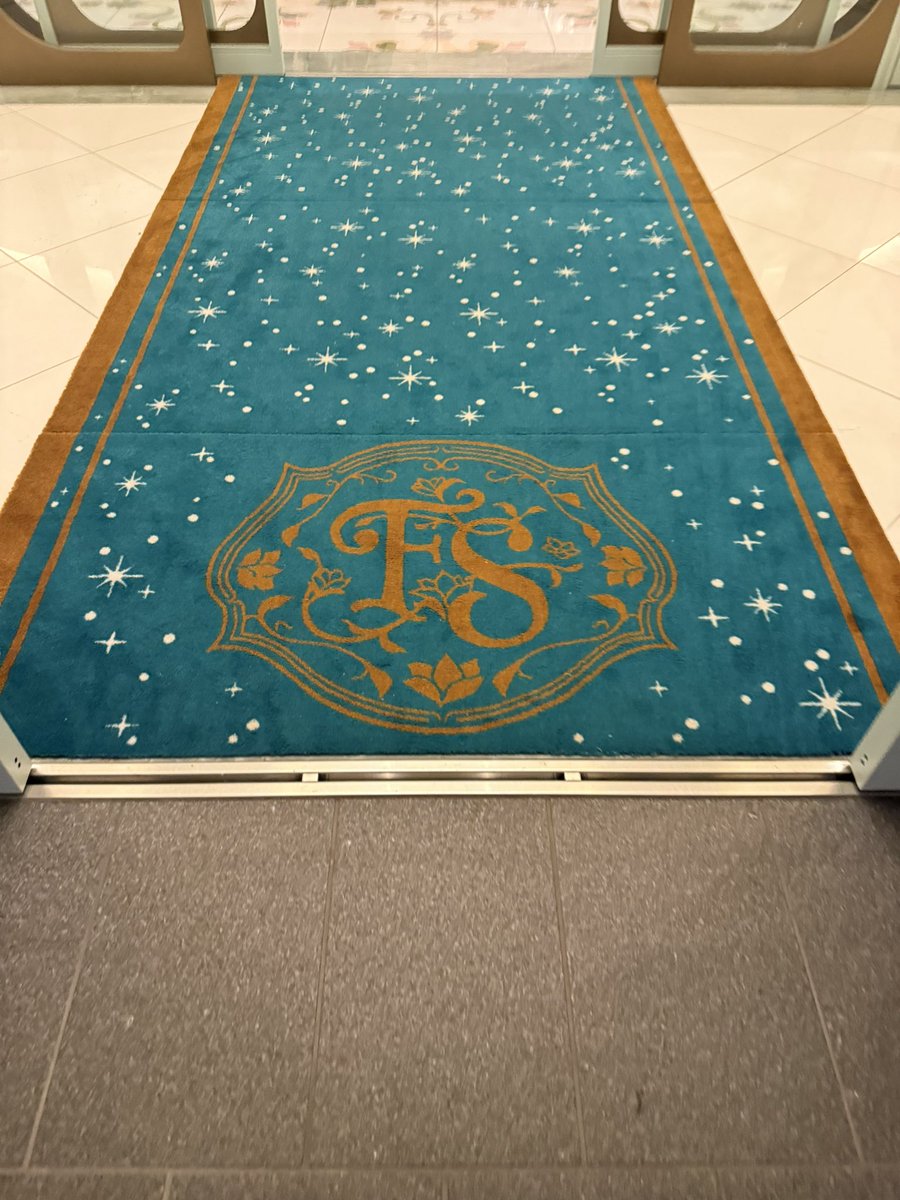 pote_Disney's tweet photo. 本日のお宿です💫 https://t.co/gh7YMDyoOh