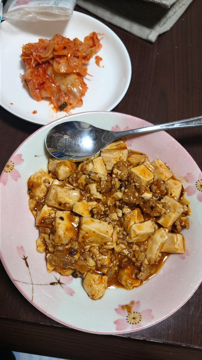 y_tukimura's tweet photo. 実家の飯です https://t.co/7vUEklH5yI