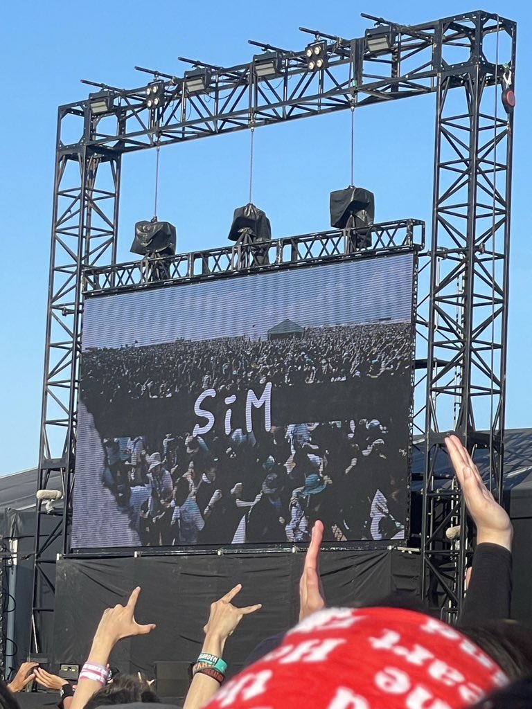 kujosion01's tweet photo. 初RUSH BALL！！
リアルMAHくん迫力エグかった https://t.co/fM3mVOTPM7