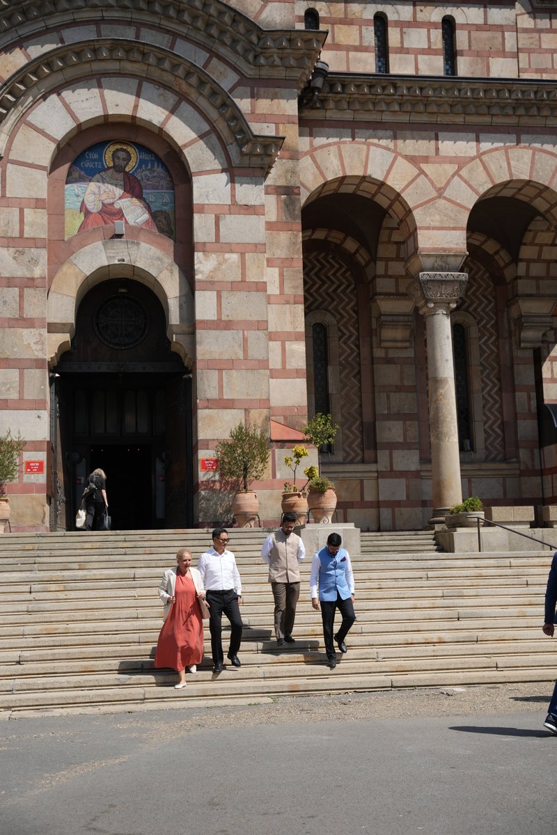 RijijuOffice's tweet photo. Hon'ble Union Minister of Parliamentary Affairs &amp; Minority Affairs Shri @KirenRijiju ji visited St. Mark’s Cathedral in Belgrade, Serbia.

@MEAIndia @IndiaInSerbia @MFASerbia @PIB_India
#IndiaInSerbia https://t.co/JXp23Fl2J1