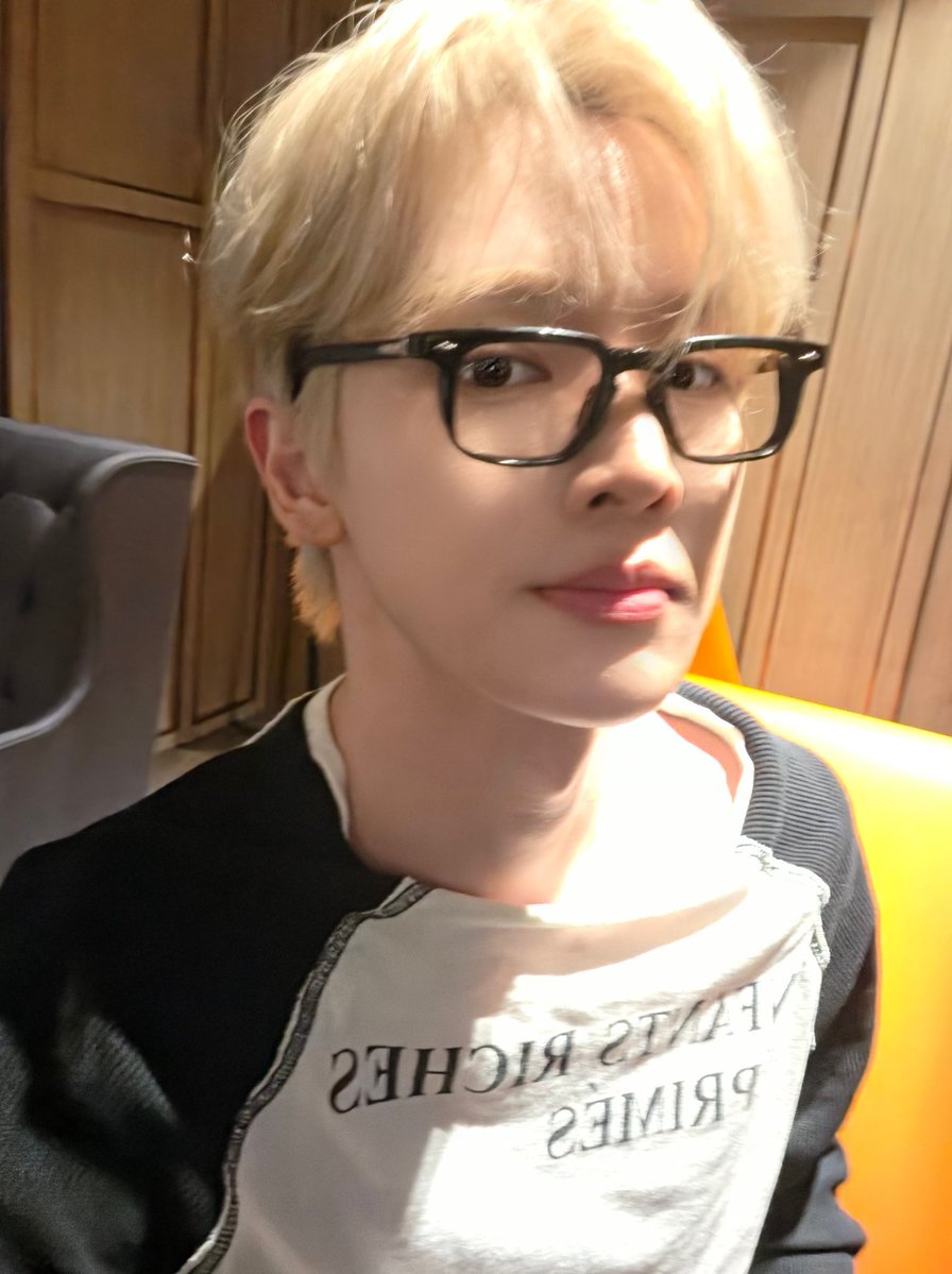sc0lo9i3's tweet photo. 미남왓어…. https://t.co/jFdcng6TiO