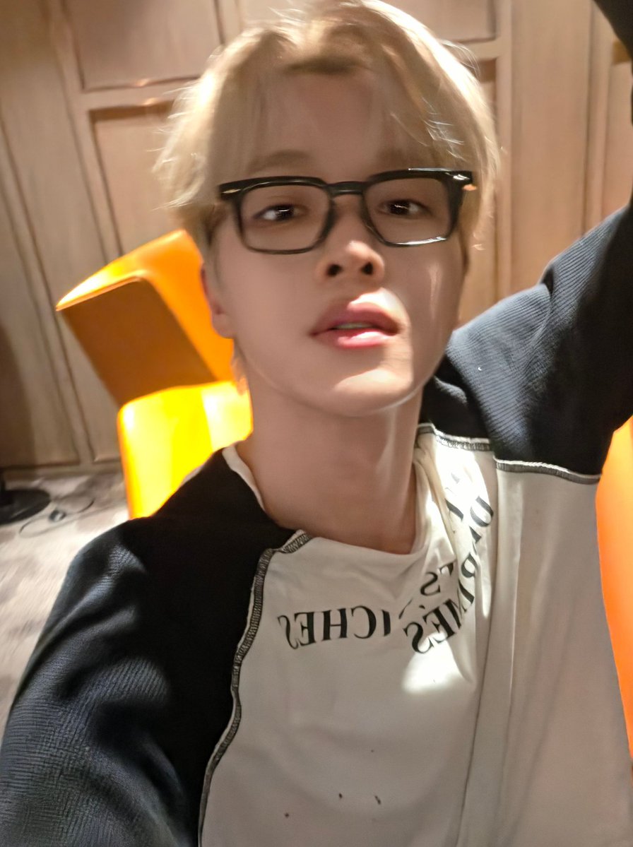 sc0lo9i3's tweet photo. 미남왓어…. https://t.co/jFdcng6TiO