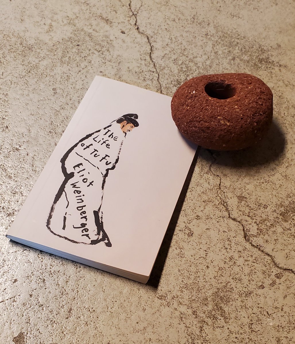 bookgaga's tweet photo. "Plants with thorns only seem to grown where people walk."

#SealeyChallenge 30/31
#TodaysPoem #poetry
from The Life of Tu Fu by Eliot Weinberger (2024 @NewDirections) https://t.co/tlxIS7T0hy https://t.co/c6d85P4g1t
