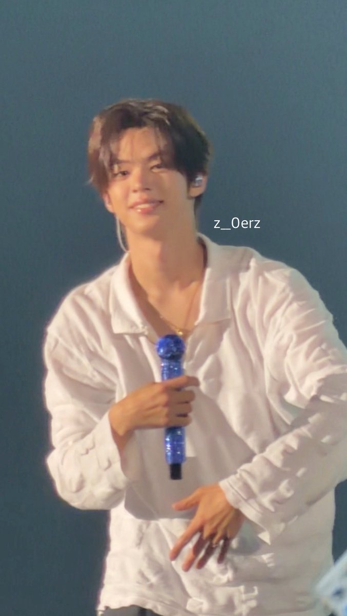z__0rez's tweet photo. 투어스 따름따름 일본 콘서트
나름 성공적 🌀🌀 https://t.co/wZsEj19u2U