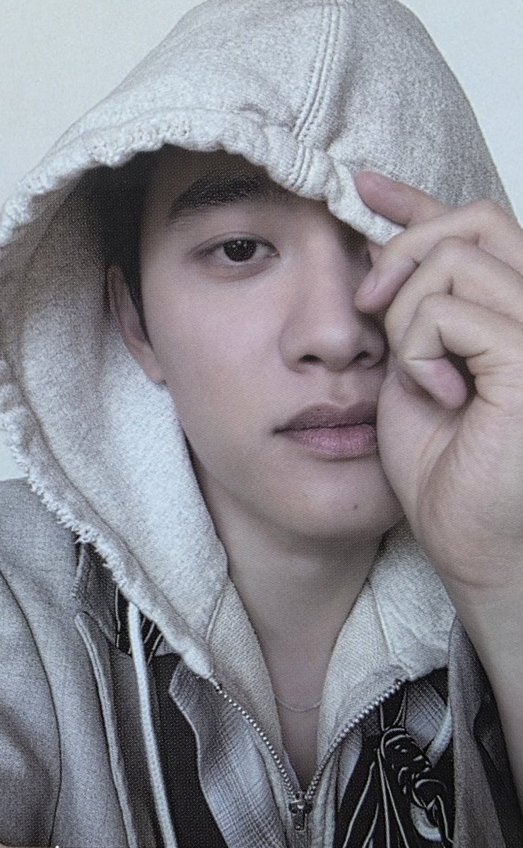 purpledoh's tweet photo. 도경수 후드포카 
랜덤깡 개망인사람은 저거 도저히 살수가없음💦 https://t.co/amvYGOCgJC