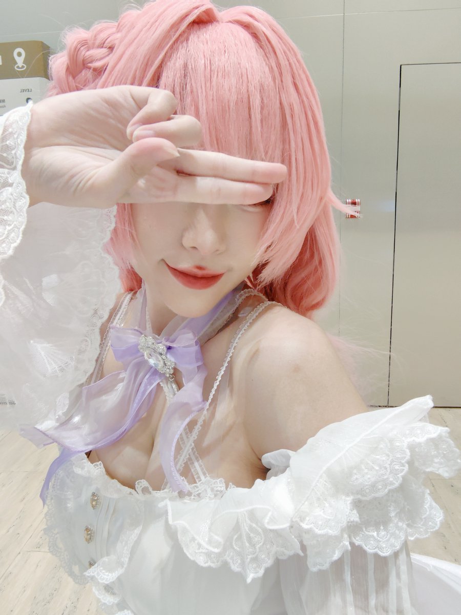 YueQinVtuber's tweet photo. วันนี้เจเจ้ได้กลับไปถ่ายคอสเพลย์แบบ Fulllll จัดเต็มมาทั้งวันมาค่ะ!
ถ่ายตั้งแต่เช้ายันเย็นจนฝนตกเลย เหนื่อยมากแต่สนุกมาก หวังว่าภาพที่ออกมาจะสวยน้า ꒰ᐢ. .ᐢ꒱₊˚⊹
ส่วนภาพเต็มรอติดตามกันได้เลยน้า
เจเจ้จะค่อยๆทยอยลงให้ดูแน่นอน ദ്ദി ˉ͈̀꒳ˉ͈́ )✧

#Dorothy #NIKKE #GoddessOfVictoryNIKKE #NIKKECosplay #DorothyCosplay #CosplayTH #ThaiCosplayer #FerinFeirn #YueQin