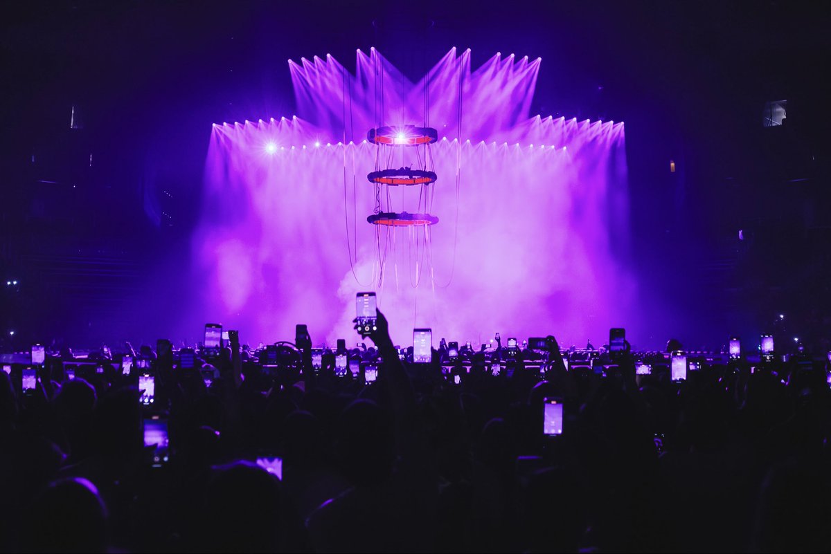 KatyPerryTours's tweet photo. The final countdown is on!

Katy Perry: The Lifetimes Tour is coming on September 2. Experience it in @IMAX. https://t.co/2AP15W04OE