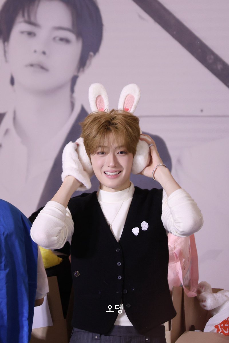 odencsh's tweet photo. 260830
🐰

#정상현 #상현 #ALD1_상현 
#SANGHYEON #ALD1                           
#알파드라이브원                                    #ALPHADRIVEONE https://t.co/KwaDx0kKOS