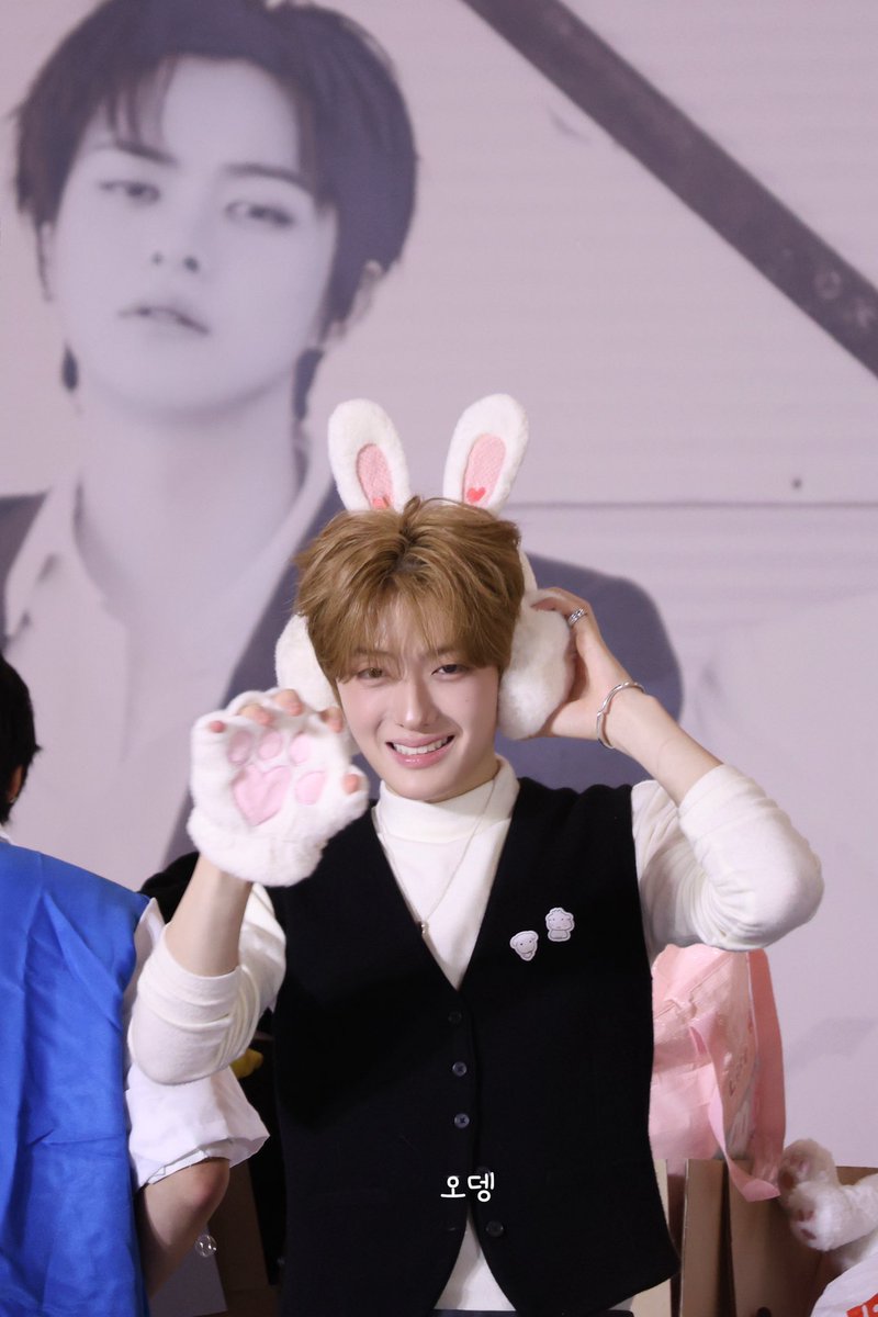 odencsh's tweet photo. 260830
🐰

#정상현 #상현 #ALD1_상현 
#SANGHYEON #ALD1                           
#알파드라이브원                                    #ALPHADRIVEONE https://t.co/KwaDx0kKOS