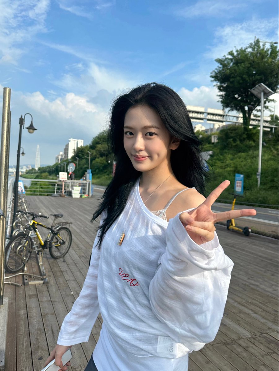 kpopsmile_jp's tweet photo. ユジン🥰
#ive #yujin https://t.co/HX75pl4StP