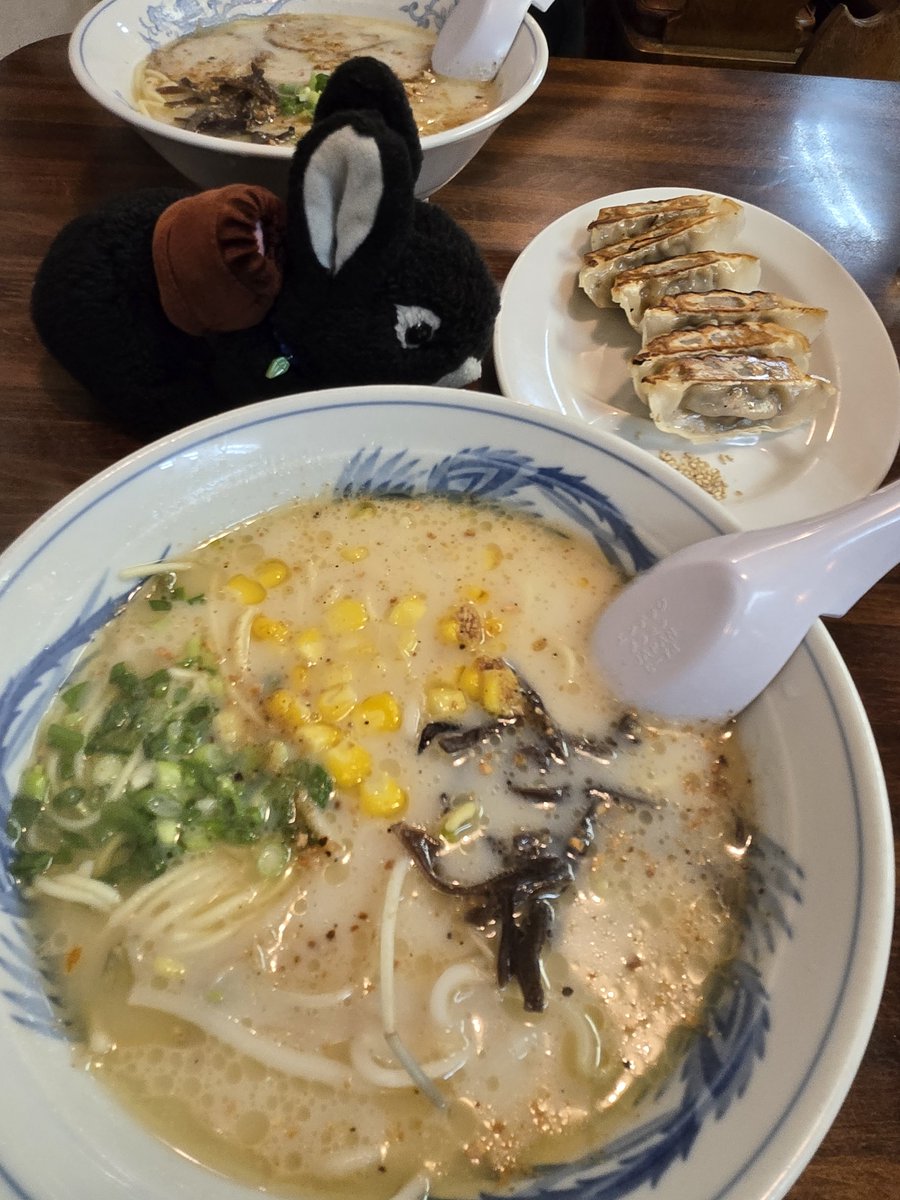Masaa2929's tweet photo. こむらさきのコーンラーメン懐かしすぎた〜〜何年ぶり？中学生ぶり？何年だ？ https://t.co/Kh7JjGiPMU
