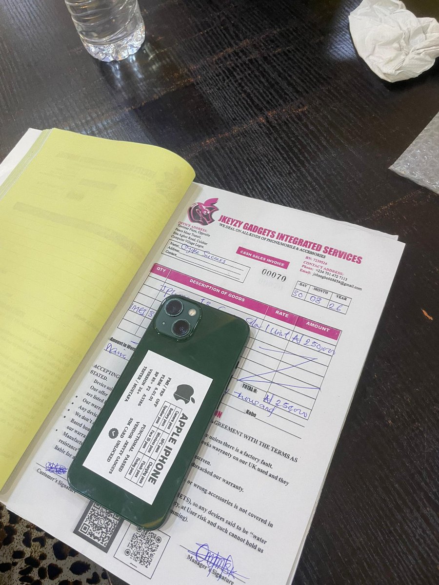 iamjkeyzy's tweet photo. iPhone 13 - soldout ❌ Thanks for choosing JKEYZY Autos and gadgets 🙏

DM 07014727113 https://t.co/O2O9SrdCbj