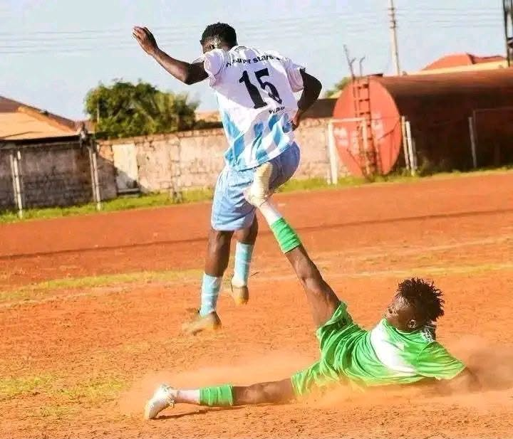 Chrispusbaluku7's tweet photo. South Sudan Cup. My question is: where is the ball 📷 https://t.co/Iwj6hTv7PR