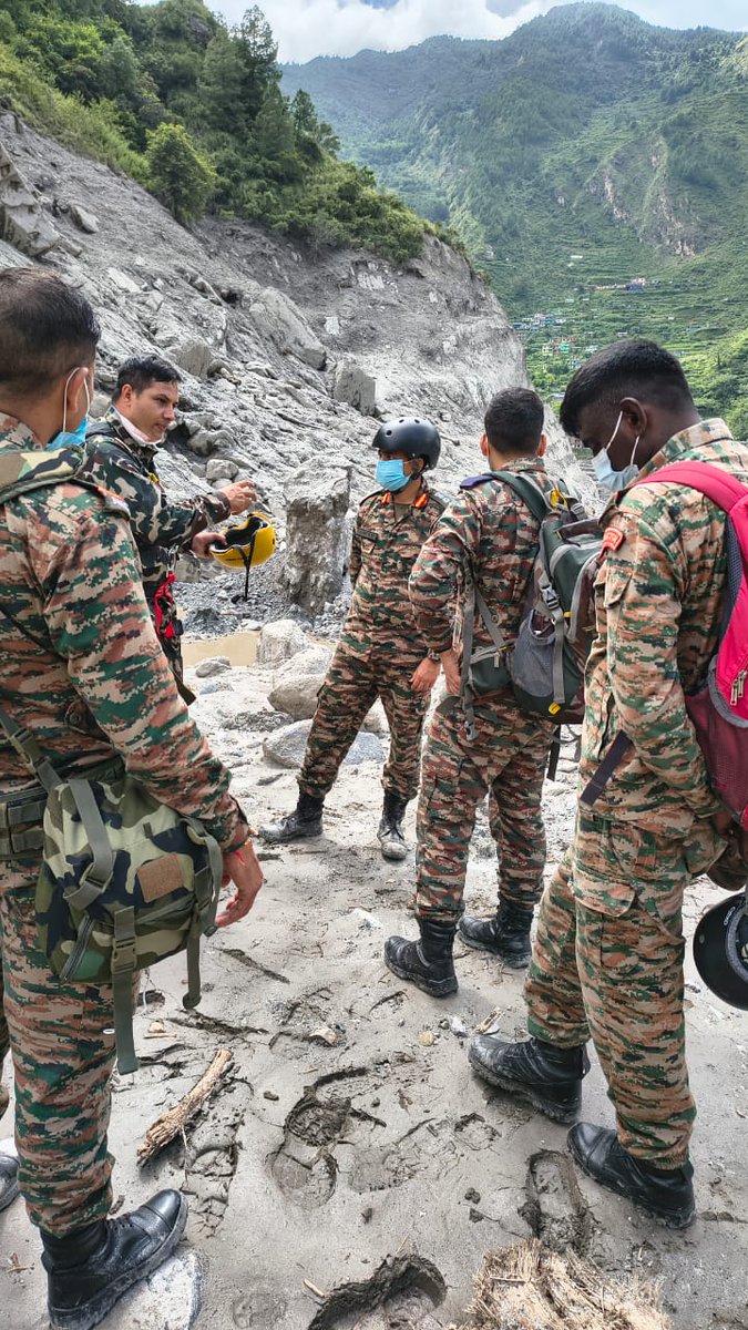 navsri6619's tweet photo. Specialised team from India for Tunnel  Search & Rescue operation worked with the Nepali Army’s team at hydropower tunnel sites in Chilime and Langtang area today. The team will continue to conduct search and rescue operations in close coordination with the Nepali Army
🇮🇳🤝🇳🇵
@MEAIndia @adgpi @NepaliArmyHQ @IndiaInNepal @PIB_India @DDNewslive