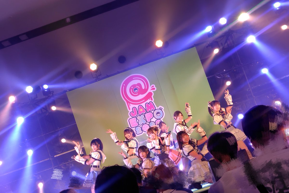 satoshi_rxl's tweet photo. #アットジャム
#ラフラフ

８月最後のライブ楽しかたったな〜
ピーチステージでの考える時間とか
最近ワンハーフで歌われてた何満開もフルで聞けて嬉しかった！

やっぱりラフラフのライブは楽しい！！ https://t.co/nqWToPdgWq