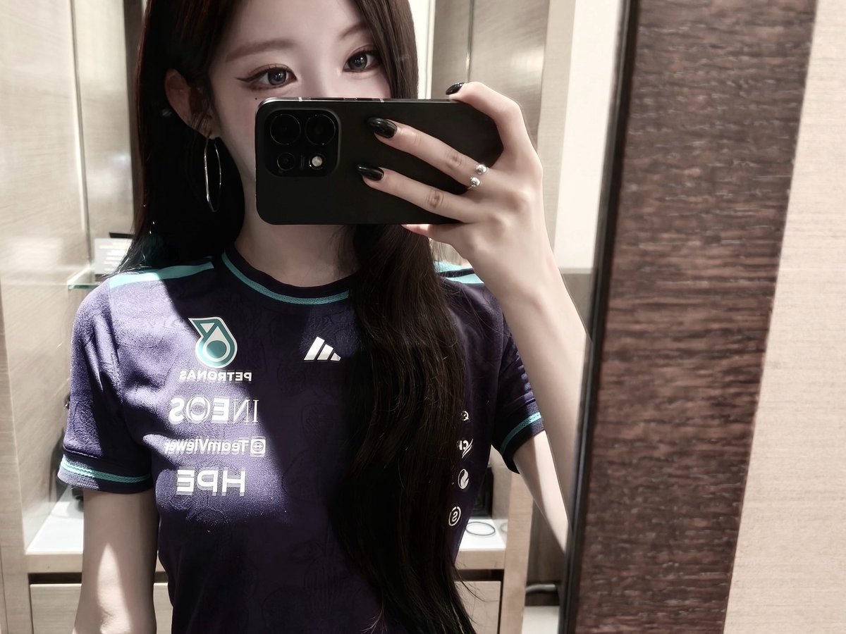 picbaemon's tweet photo. ASA WEVERSE UPDATE https://t.co/NeSJKnPpYa