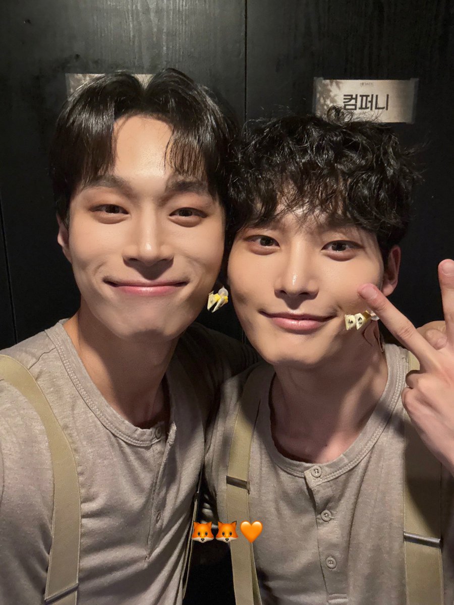 b_cloud201's tweet photo. #탐라_너머_자주_봤는데_트친하고_싶다_지금이_기회 

비ㄷㅏ슈⚔️ 펜싱하고잇습니다🤺 여우들과 병아리까지 언급 많아요오🥹💗 https://t.co/gxl16jDmjp