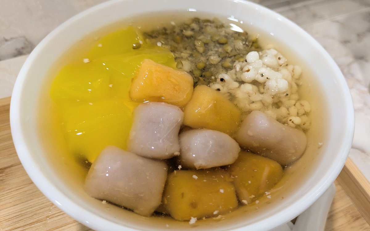 bar_barasan's tweet photo. 池袋の毒・糖水舗さんで豆花食べてきた～なにこれめちゃくちゃおいしいね✨️ https://t.co/m0Dw8Og4dq