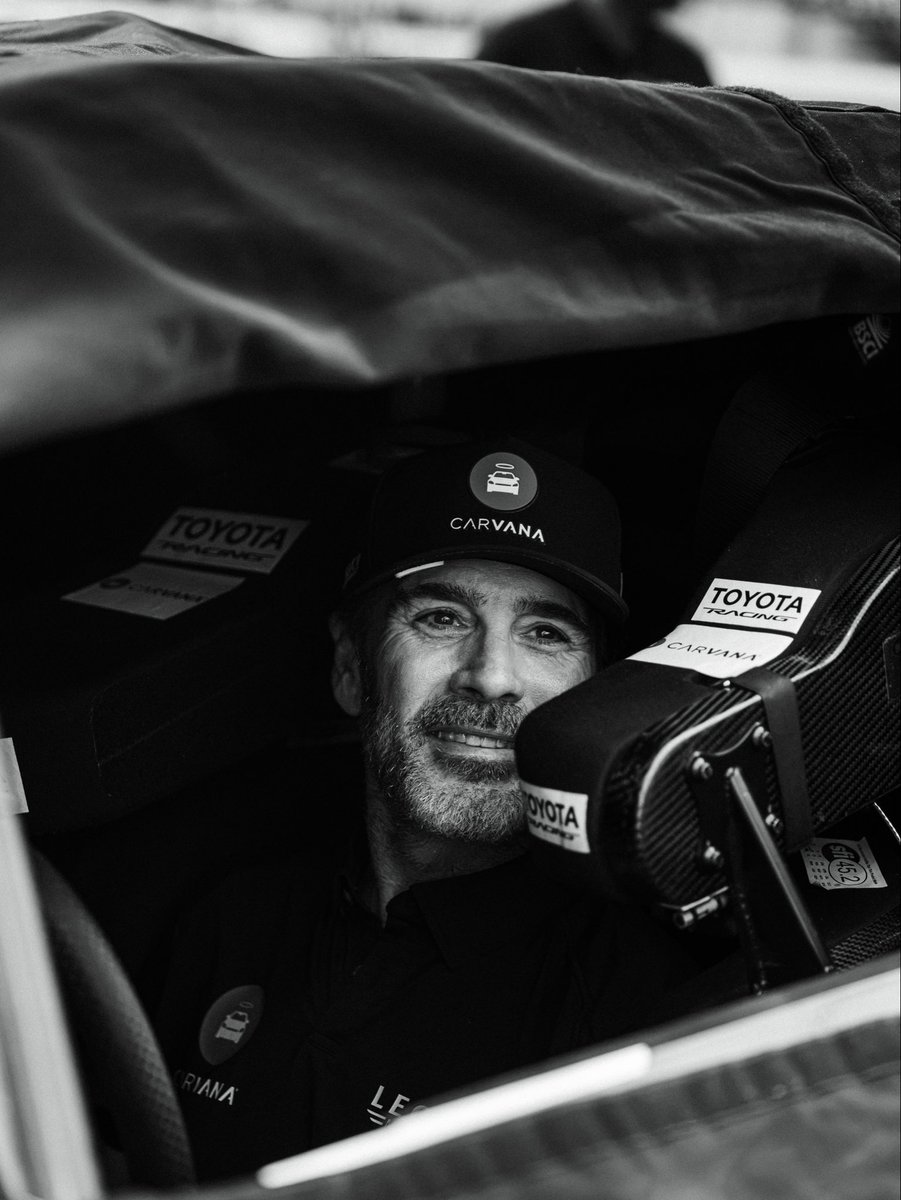 JimmieJohnson's tweet photo. What a night. Thank you to everyone who made this announcement so special. https://t.co/pMmu114Wpa
