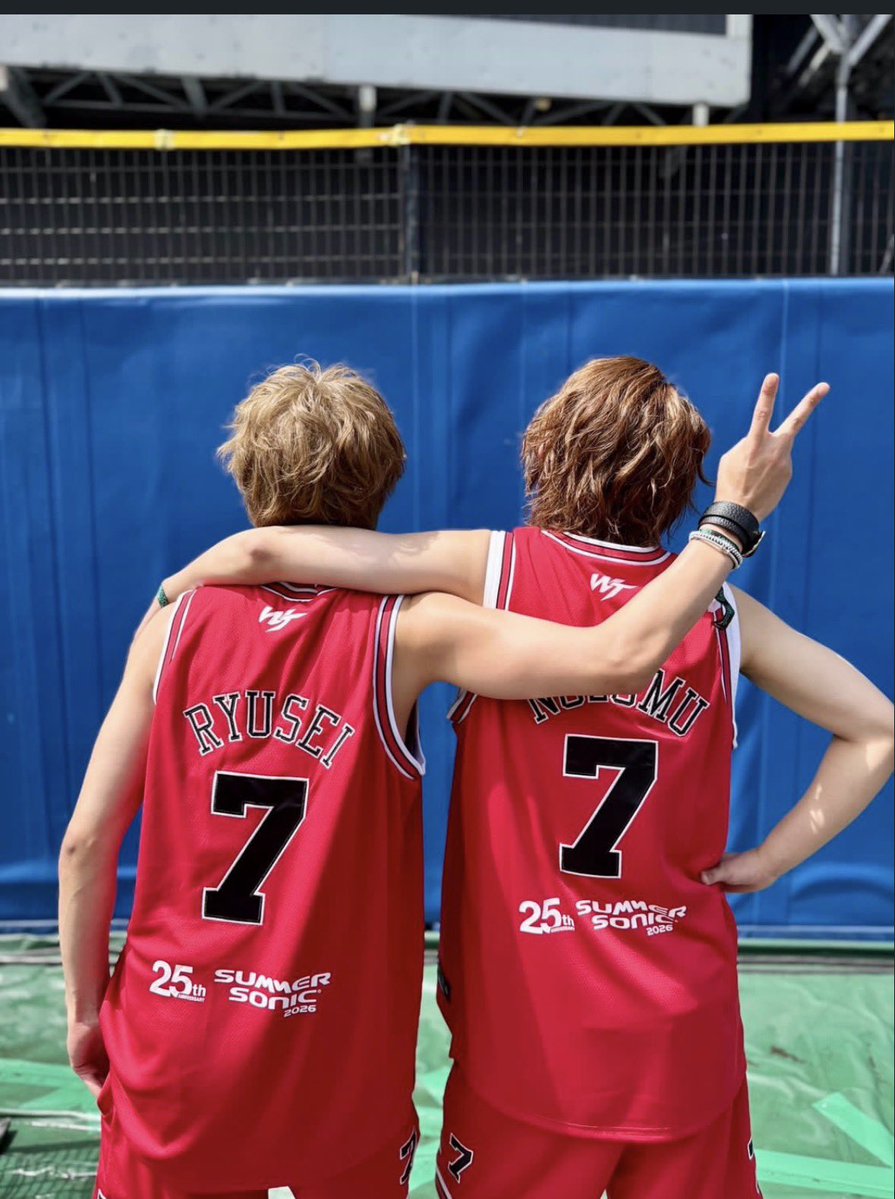 bbakunnaYo7's tweet photo. ダブル結婚後？の小瀧と藤井のツーショたまたまでは無い気がしてくる https://t.co/VgswF7FMva