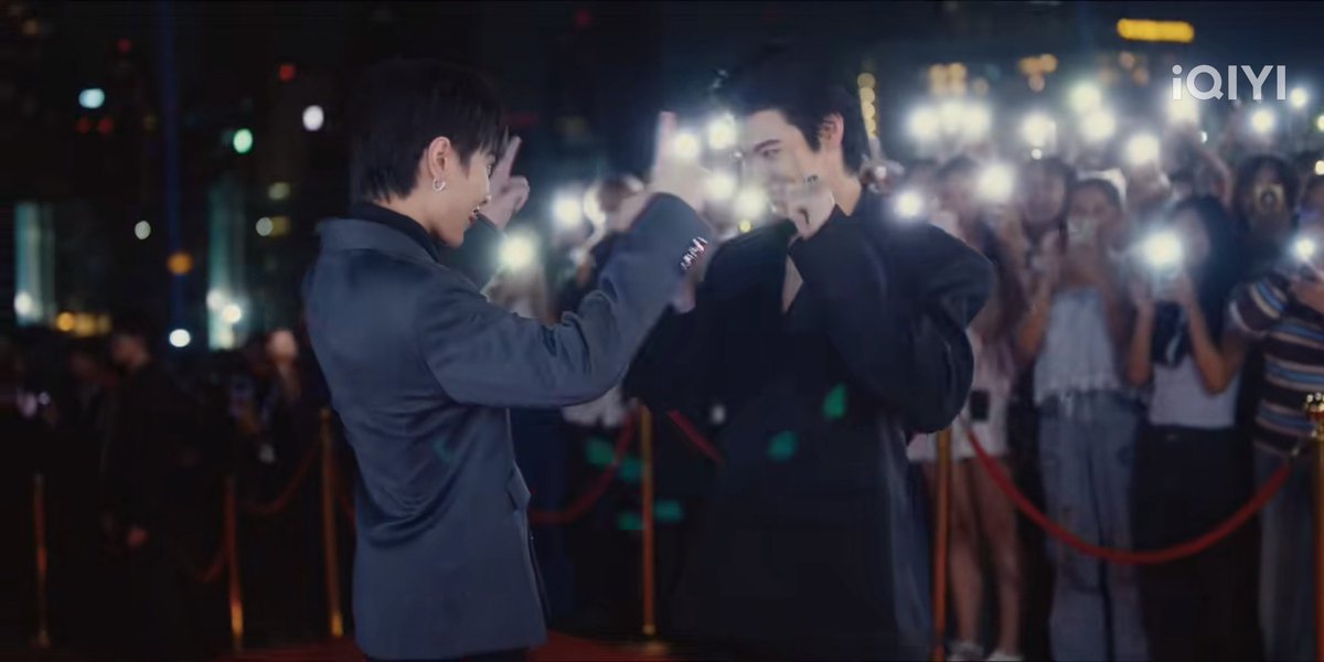 aenpeonix's tweet photo. one thing i can’t stop thinking about is HOW THEEWAVE IS IN THIS 😭 mr fanboy started filming in feb and wrapped in july, and theewave only became official in august??? like HELLO??? so they already chose each other way before we even knew??? OH MY THEEWAVE 😭🤍

#MrFanboyEP1 https://t.co/ItGEbhlQ0l