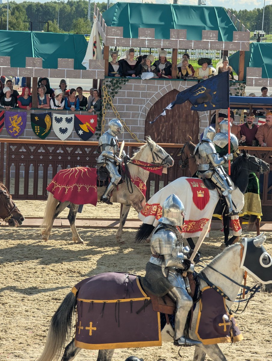 tower_keeper's tweet photo. Я настолько эскапировал за отпуск (спасибо ТСГ), что теперь не имею понятия, как вернуться в реальност�� https://t.co/D04kBiRF6B